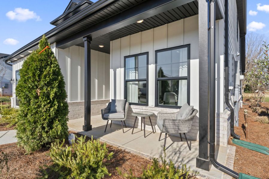 Front Exterior Front Exterior