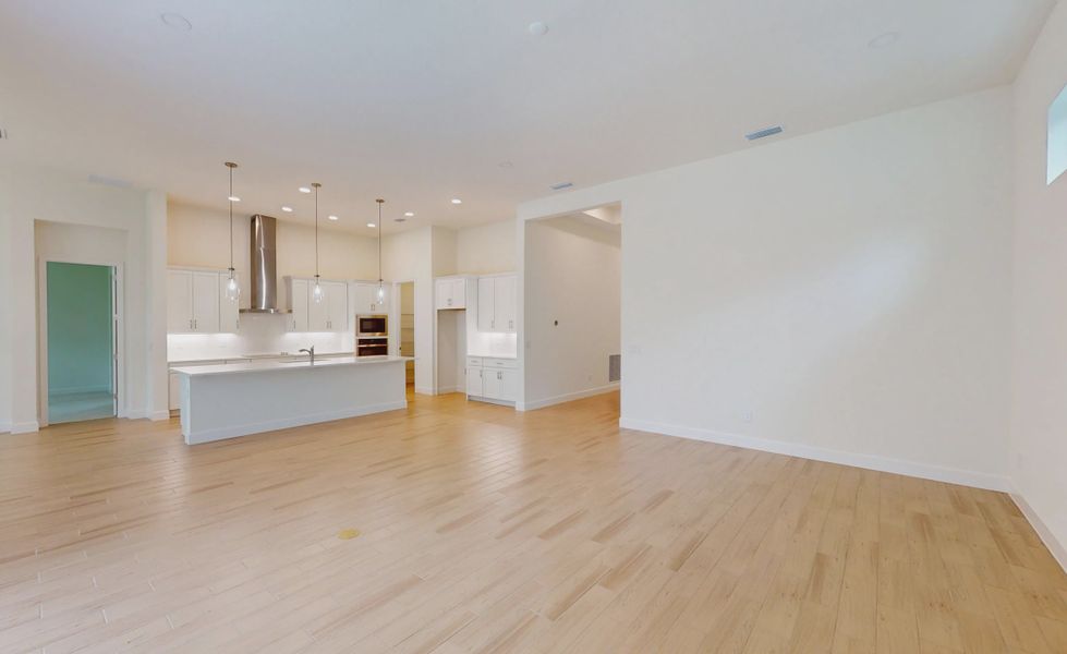 Spacious, unfurnished interior of a new home in Woodhaven, Port Orange (Image 16).