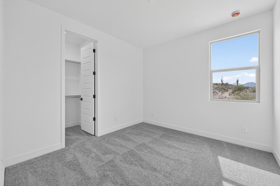 Spacious, unfurnished interior of a new home in Ladera Trails, Queen Creek (Image 19).