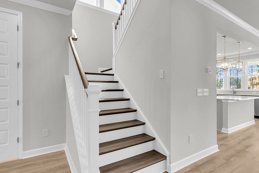 Spacious, unfurnished interior of a new home in Pineland Preserve, Summerville (Image 32).