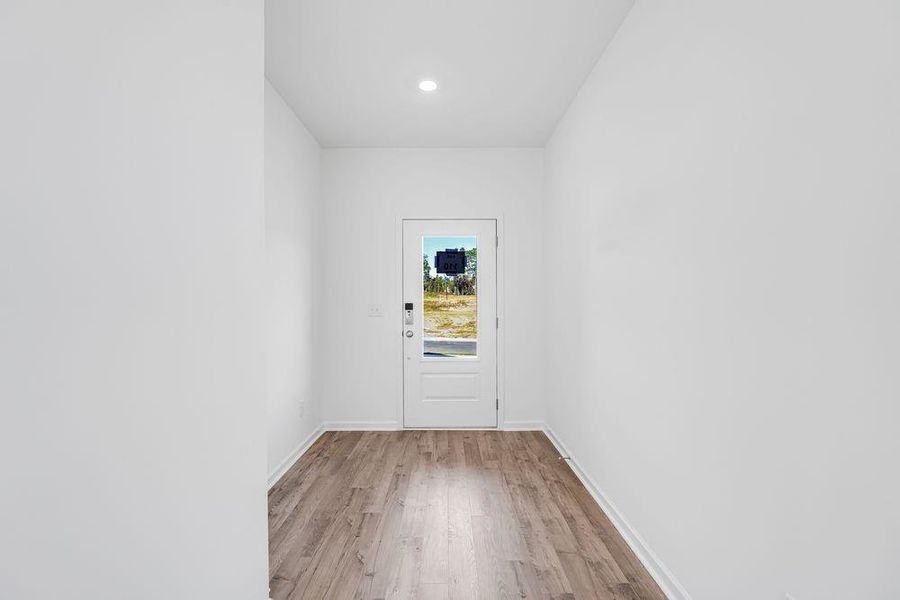 Spacious, unfurnished interior of a new home in Windance Lake, Loganville (Image 38).