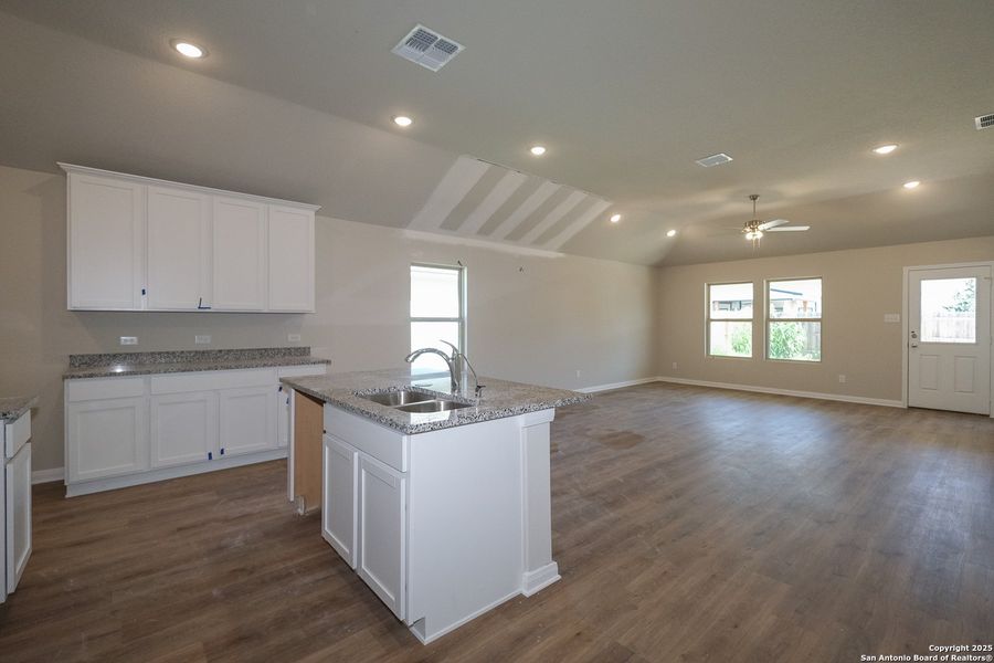 Image 38 of a home in Blue Ridge Ranch. Image 38 of a home in Blue Ridge Ranch.