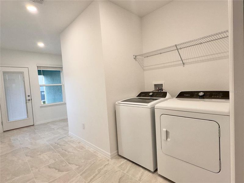 Close-up of interior finishes inside a home in Parkside Trails, Clermont (Image 16).