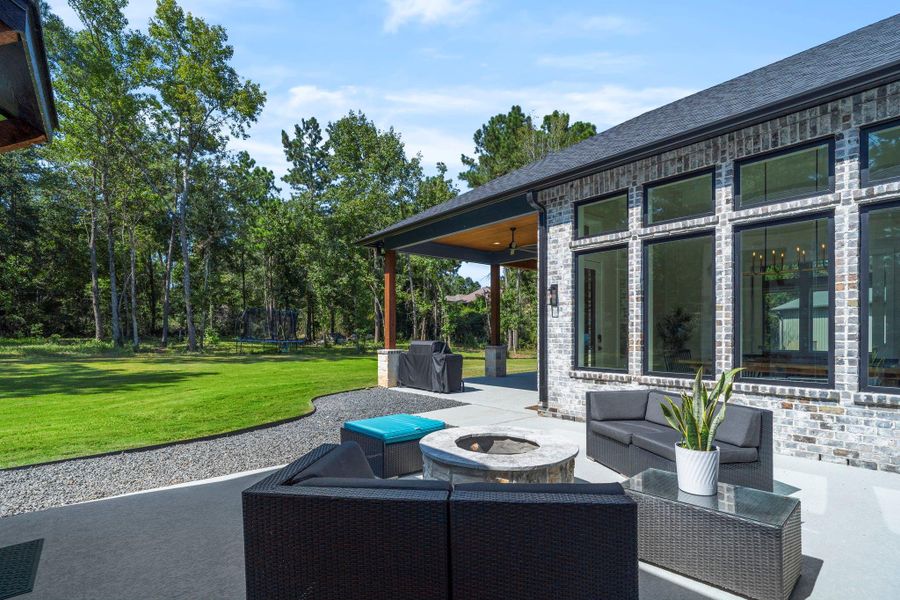 Gas fire pit.