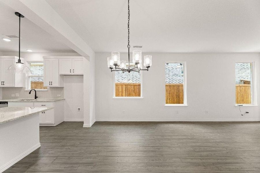 18. 1604 Grassy Pond - Dining (2) 18. 1604 Grassy Pond - Dining (2)