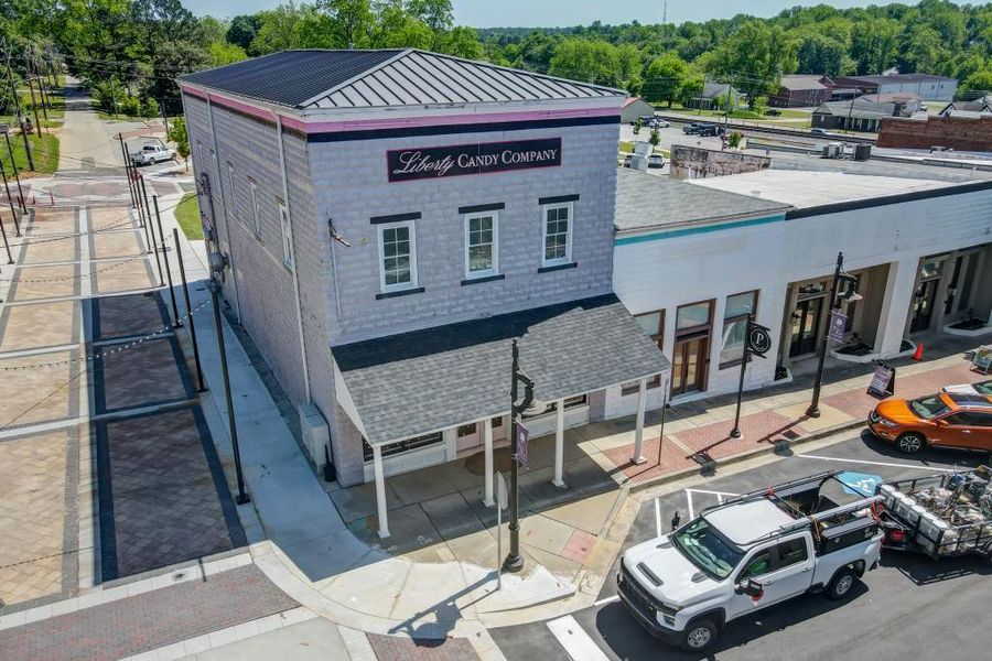 Front exterior of a new home in Hemingway, Flowery Branch, GA, highlighting curb appeal (Image 8).