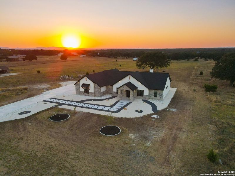 Image 52 of a home in .