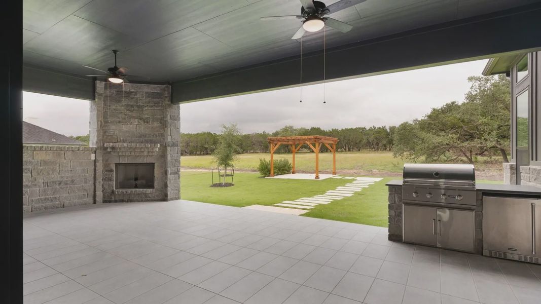 Representative exterior details of a home built from the Montana by Chesmar Homes in Feathergrass, Florence (Image 24).