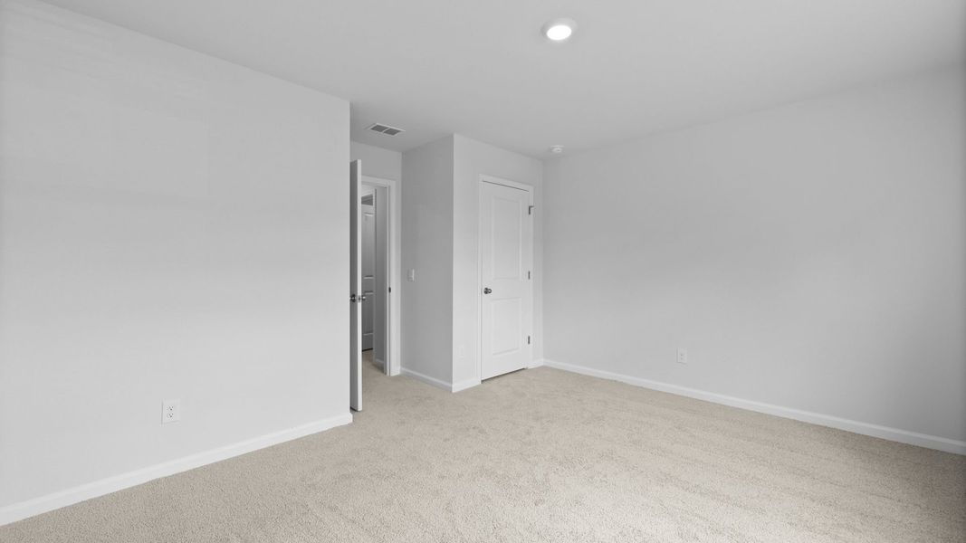 Representative unfurnished interior of a home built from the ARCHER-EXP by D.R. Horton in Lakeview at Kitfield, Moncks Corner (Image 37).