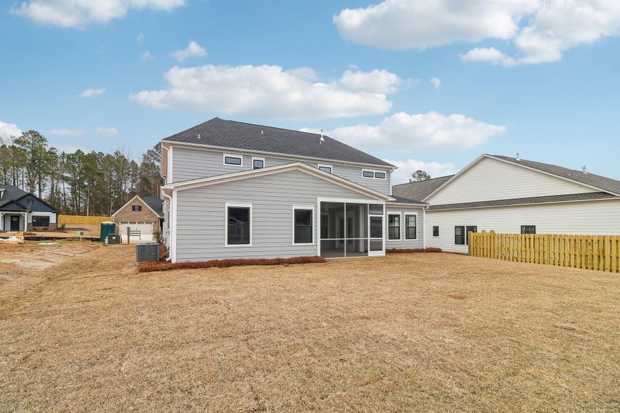 Representative exterior details of a home built from the Ashbourne II by Great Southern Homes in Collins Cove, Chapin (Image 4).