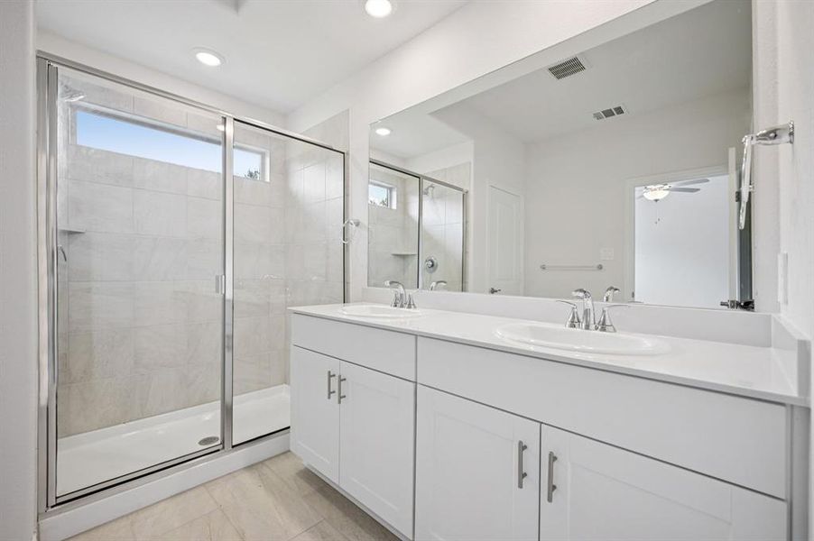 Photo is not of the actual home, but is an inspirational photo of builder’s model home and may depict options, furnishings, and/or decorator features that are not included. Photo is not of the actual home, but is an inspirational photo of builder’s model home and may depict options, furnishings, and/or decorator features that are not included.