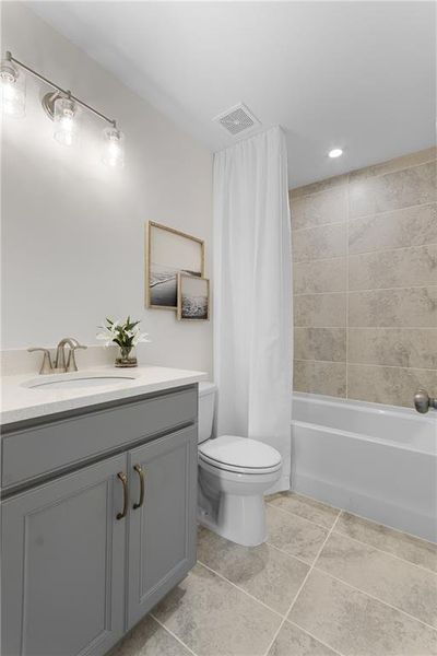 Furnished interior view inside a new home in Sierra Creek, Hoschton (Image 40).
