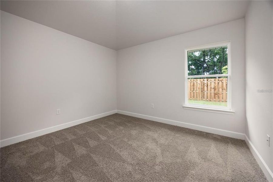Spacious, unfurnished interior of a new home in Kirkland Farms, Alachua (Image 24).