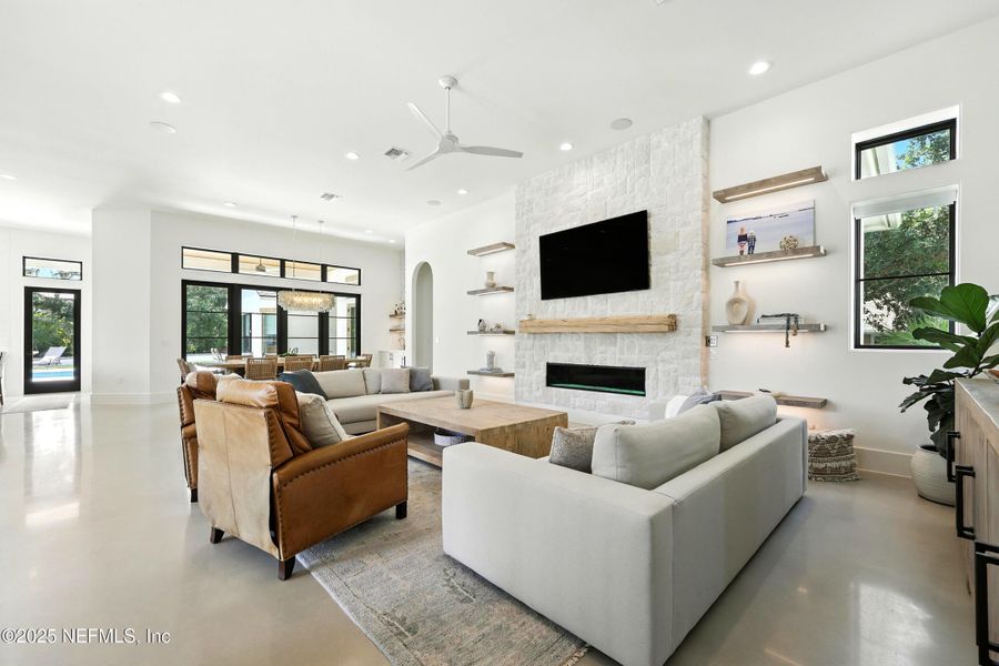 Furnished interior view inside a new home in , Ponte Vedra Beach (Image 9).