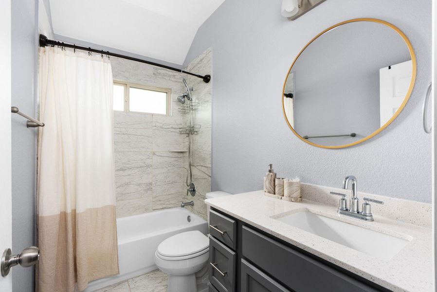 Guest bathroom #1 Guest bathroom #1