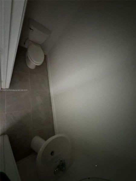 Image 22 of a home in .