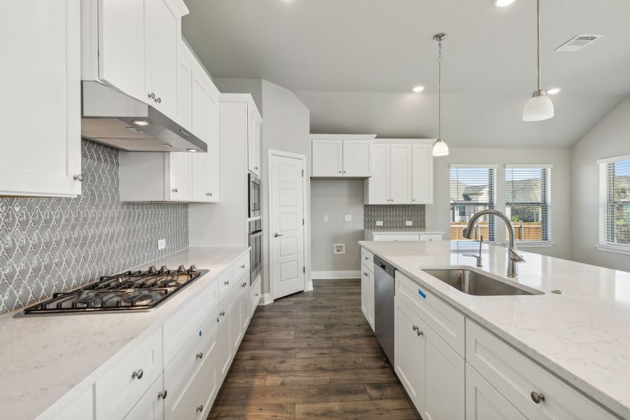 Furnished interior view inside a new home in Oaks of North Grove, Waxahachie (Image 6). Furnished interior view inside a new home in Oaks of North Grove, Waxahachie (Image 6).