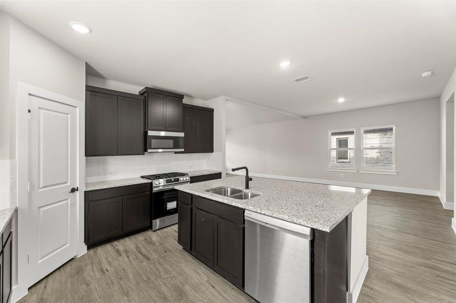 10. 709 Wilderness - Kitchen (3)