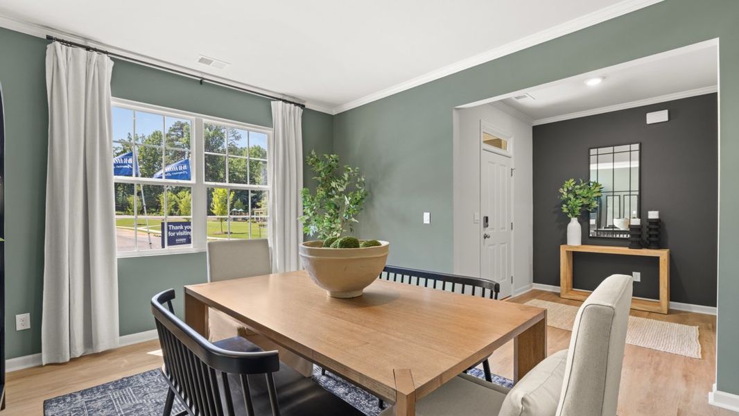 Furnished interior view inside a new home in Fairhaven, Lithia Springs (Image 7).