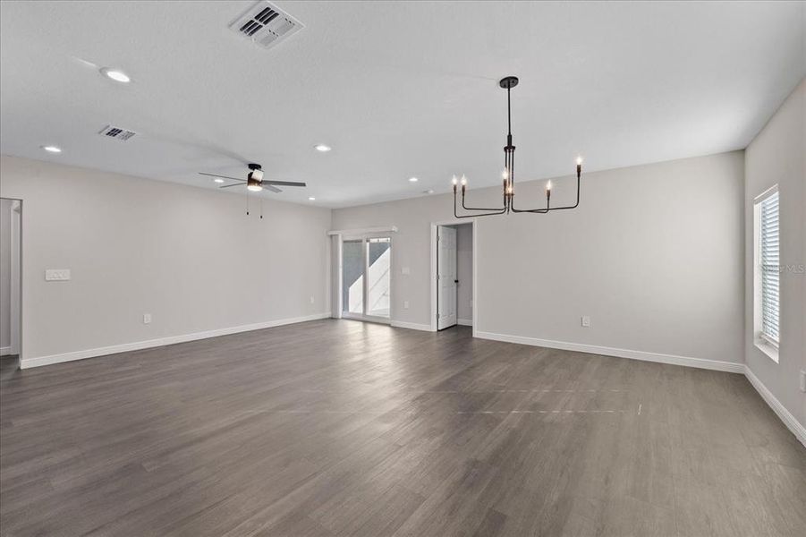 Spacious, unfurnished interior of a new home in , St. Petersburg (Image 25). Spacious, unfurnished interior of a new home in , St. Petersburg (Image 25).