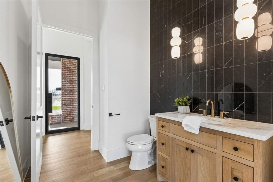 Furnished interior view inside a new home in , Weatherford (Image 38). Furnished interior view inside a new home in , Weatherford (Image 38).