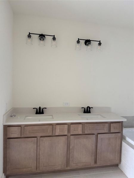 Close-up of interior finishes inside a home in Retreat at Oak Park, Houston (Image 8). Close-up of interior finishes inside a home in Retreat at Oak Park, Houston (Image 8).