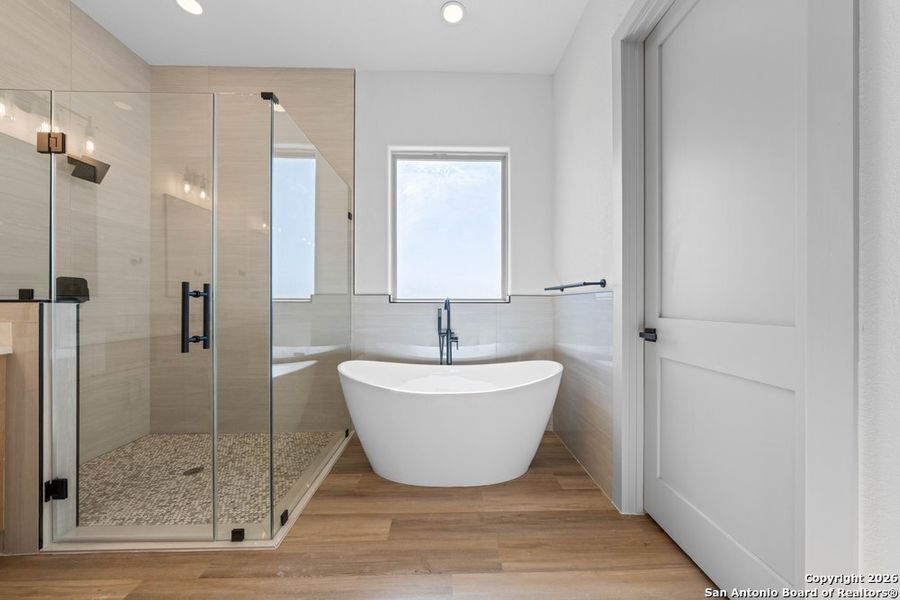 Furnished interior view inside a new home in , Poteet (Image 16).