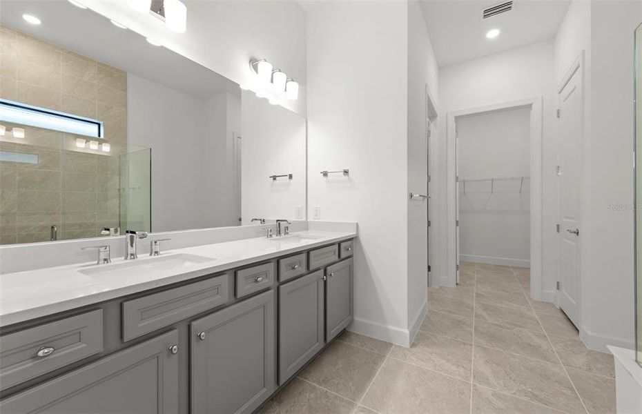 Furnished interior view inside a new home in Del Webb Catalina, Lakewood Ranch (Image 6). Furnished interior view inside a new home in Del Webb Catalina, Lakewood Ranch (Image 6).