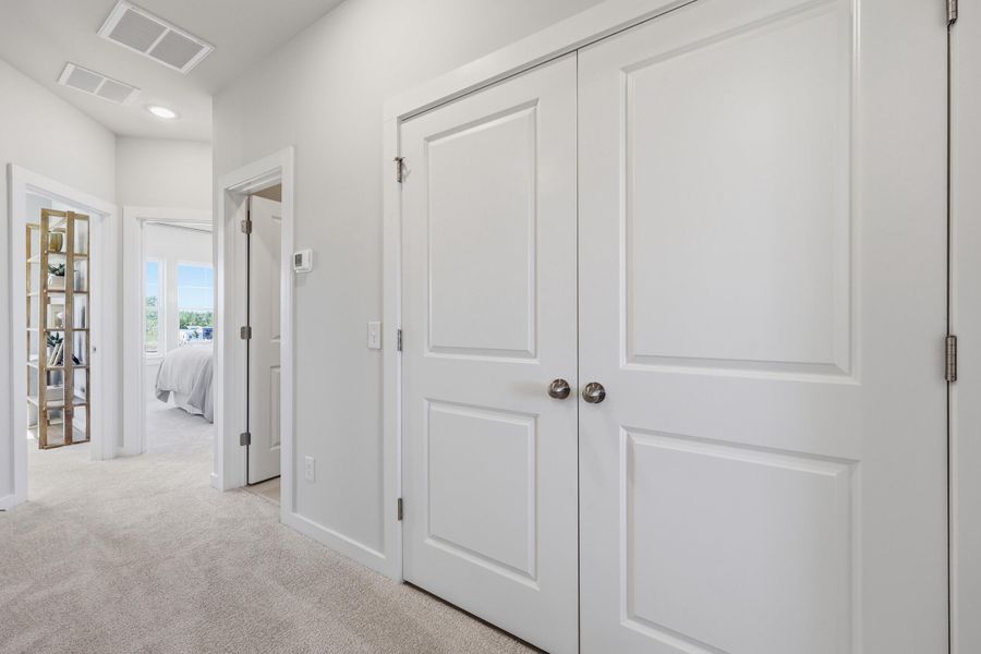 Spacious, unfurnished interior of a new home in Westpark at Cane Bay, Summerville (Image 21). Spacious, unfurnished interior of a new home in Westpark at Cane Bay, Summerville (Image 21).