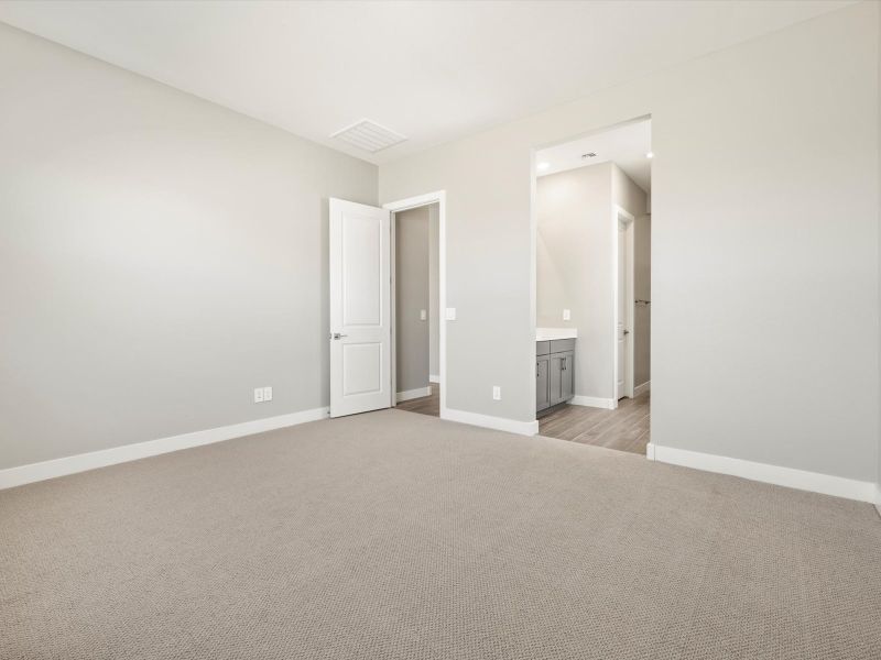 Spacious, unfurnished interior of a new home in Abel Ranch Signature Series, Goodyear (Image 11).