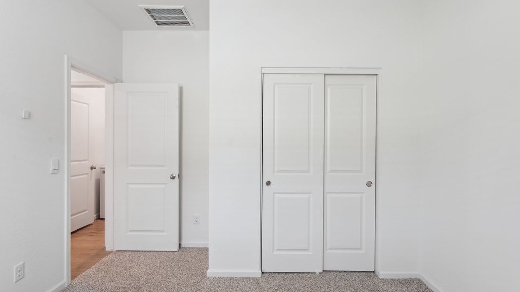 Spacious, unfurnished interior of a new home in Copper Falls, Buckeye (Image 21). Spacious, unfurnished interior of a new home in Copper Falls, Buckeye (Image 21).