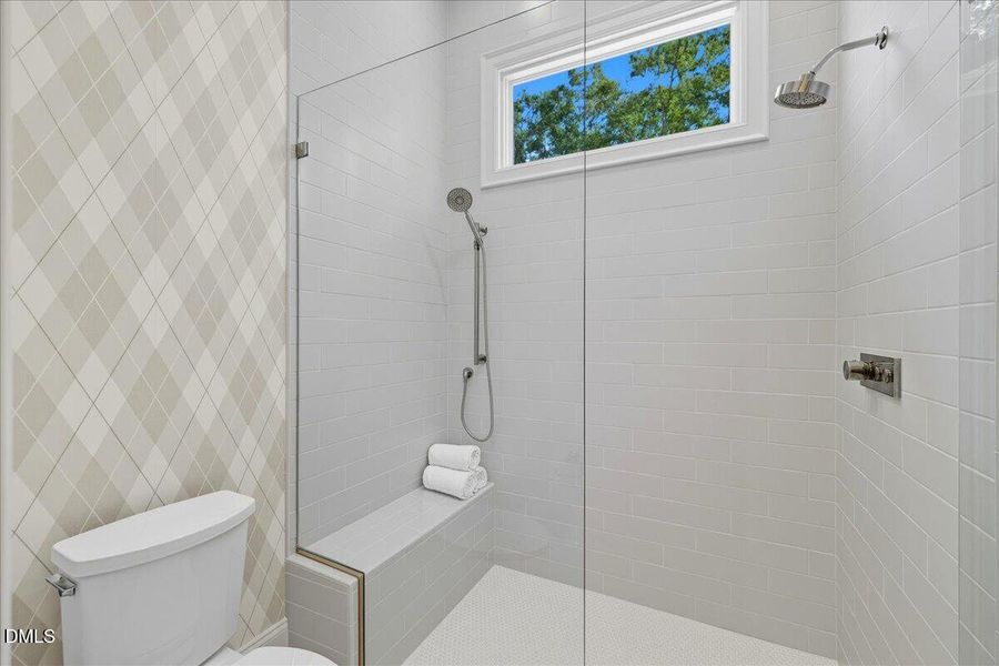 023-1216 Barcroft Pl