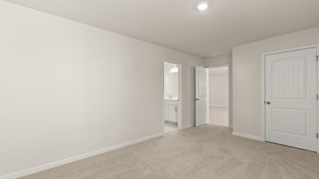 Spacious, unfurnished interior of a new home in Hamptons at Riverwood East, Dallas (Image 23).