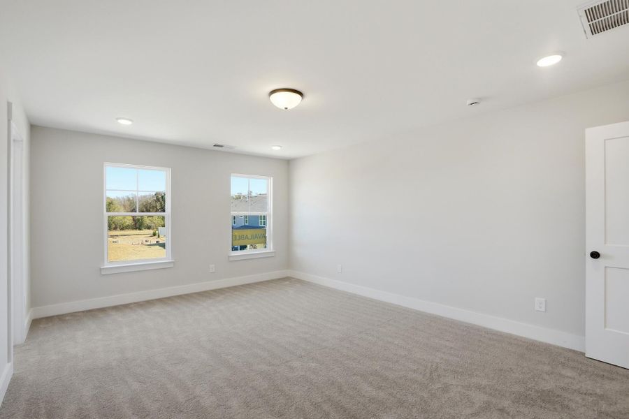 Spacious, unfurnished interior of a new home in Blythe Mill Townhomes, Waxhaw (Image 38). Spacious, unfurnished interior of a new home in Blythe Mill Townhomes, Waxhaw (Image 38).