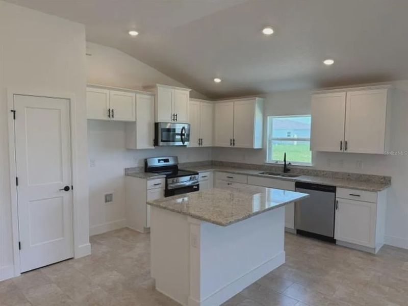 Furnished interior view inside a new home in West Oak, Ocala (Image 4).