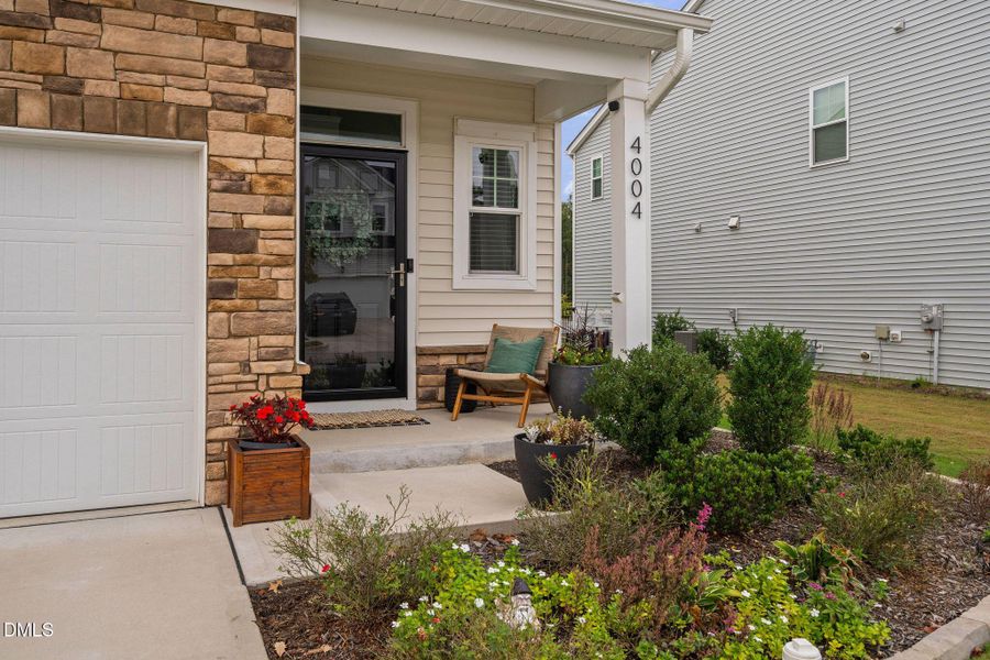 3-web-or-mls-4004-mount-moran-rd