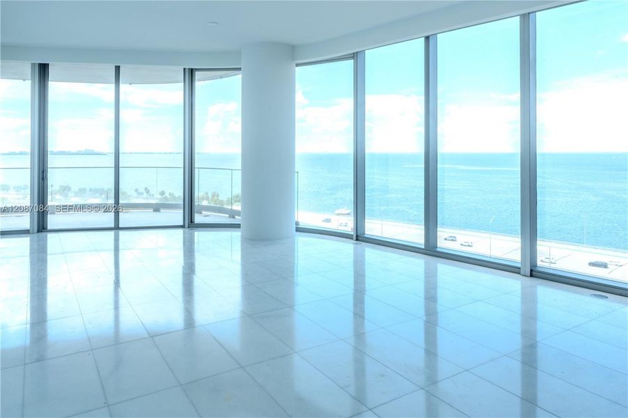 Spacious, unfurnished interior of a new home in , Miami (Image 8).