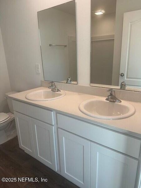 Image 47 of a home in Rookery.