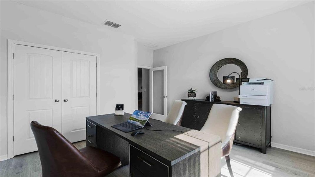 Furnished interior view inside a new home in Wynwood, Ocoee (Image 7). Furnished interior view inside a new home in Wynwood, Ocoee (Image 7).