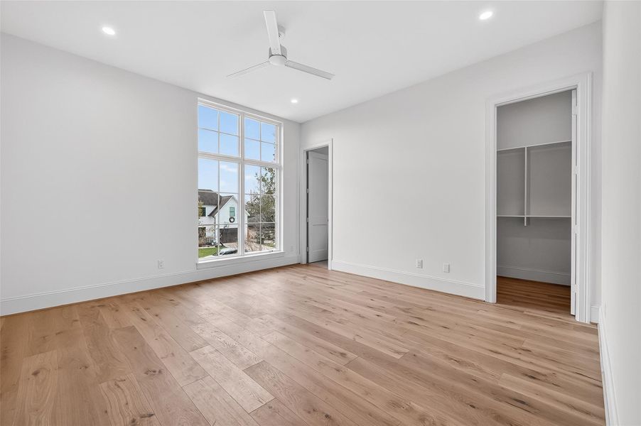 Spacious, unfurnished interior of a new home in , Houston (Image 30).