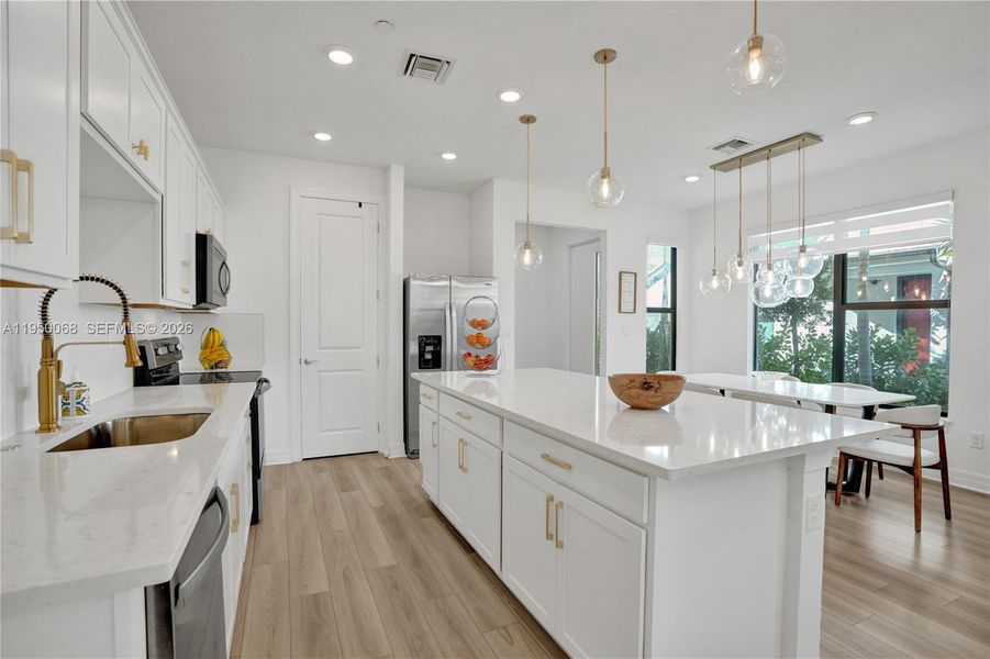 Furnished interior view inside a new home in , Plantation (Image 47).