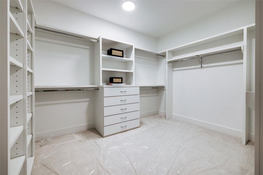 Image 44 of a home in .