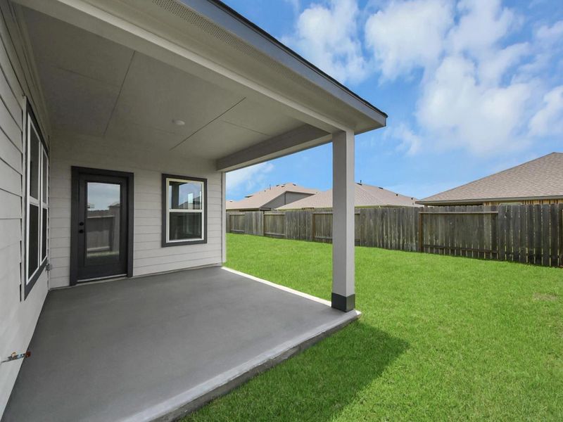 Exterior details and patio area of a home in River Ranch Meadows, Dayton (Image 3).