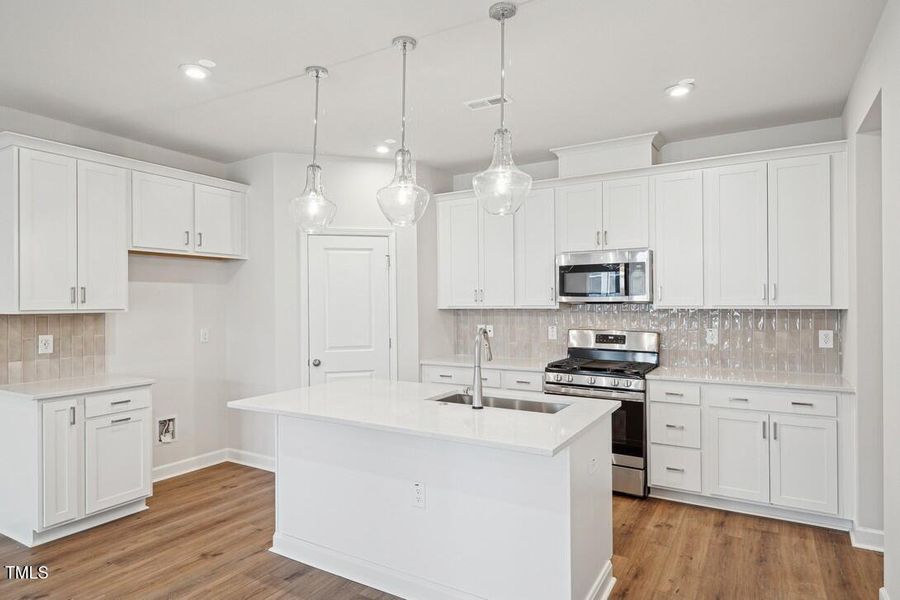 Mews at Holding Village 29_Kitchen 3_12.