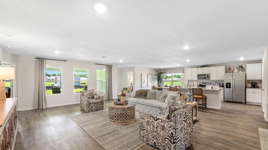Representative furnished interior of a home built from the The Sawyer by D.R. Horton in The Hammocks, Crawfordville (Image 19).