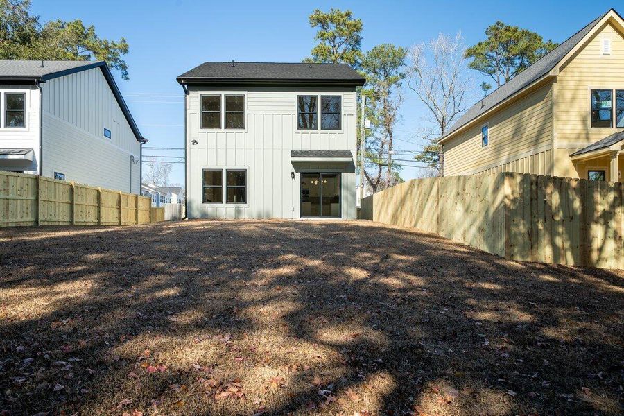 Exterior details and patio area of a home in , North Charleston (Image 3).