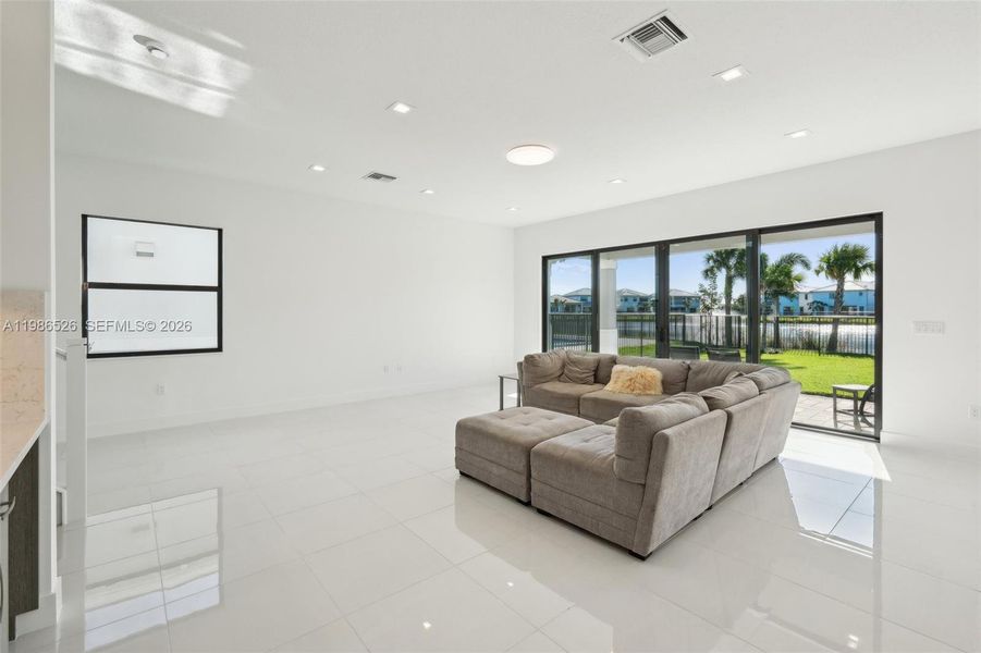 Furnished interior view inside a new home in , Palm Beach Gardens (Image 16).