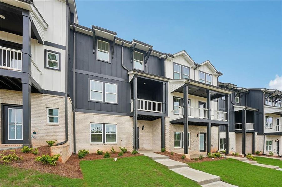 Front exterior of a new home in Hemingway - Highland Series, Cumming, GA, highlighting curb appeal (Image 26).