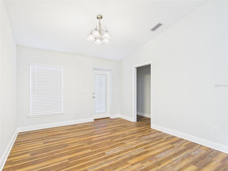 Spacious, unfurnished interior of a new home in , Lakeland (Image 17).