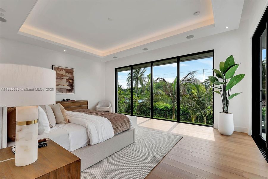 Furnished interior view inside a new home in , Pinecrest (Image 35).